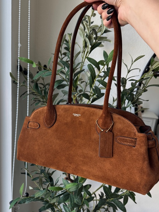 Coach Handbags - Coach Warm Brown Suede Empire 34